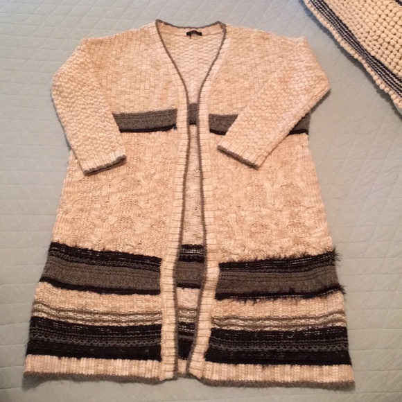 Cardigan - Picture 1 of 3